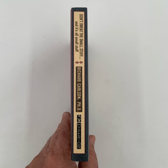 🌹New Listing🌹NWT Don't Sweat the Small Stuff - Book by Richard Carlson, Ph.D. - Picture 2 of 4
